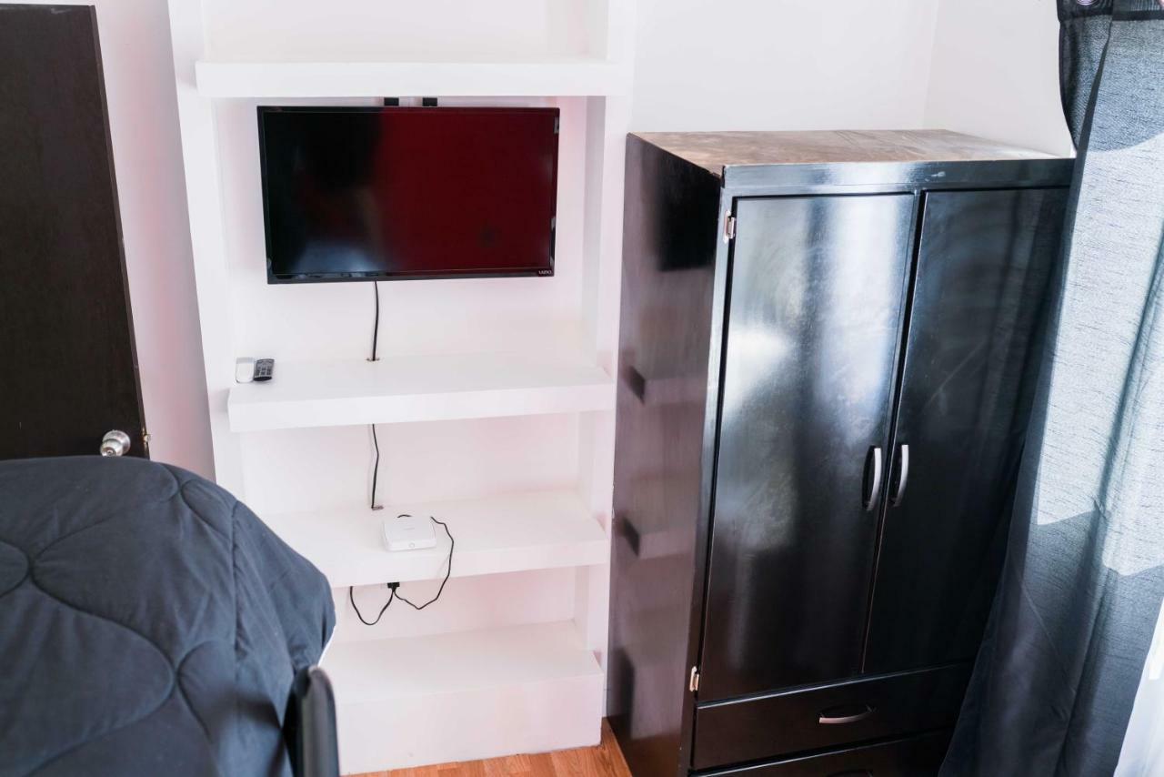 ホテルCasa Pacifica Residencial メヒカリ エクステリア 写真